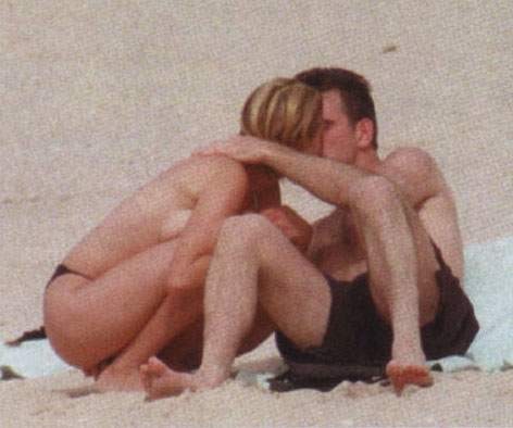 Sexy cameron diaz fotos de playa desnuda
 #72321278