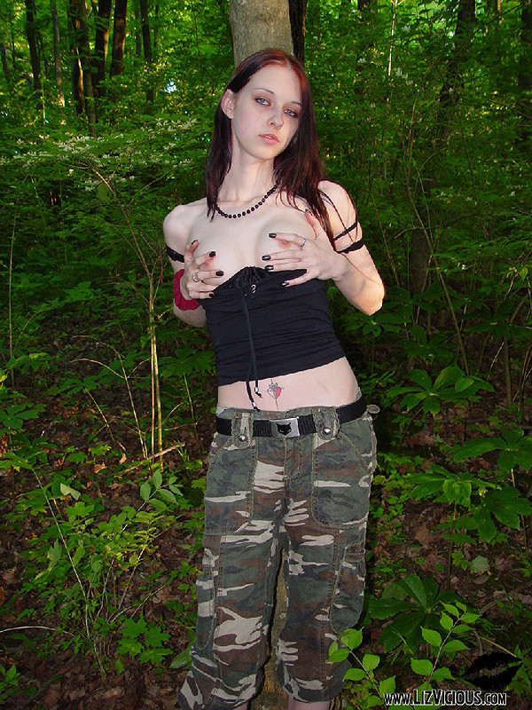 Liz vicious stelle in woody in the woods
 #74487800