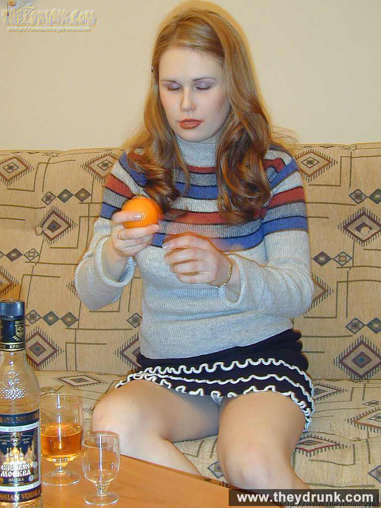 Drunk big tits teen blonde Lisa drinks vodka and performs amateu #67410906
