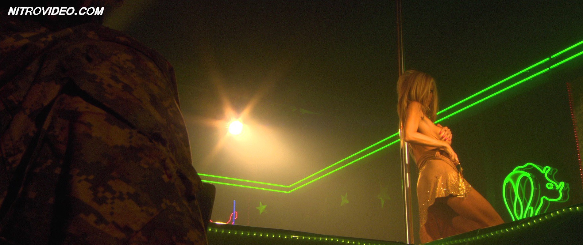 Vollbusig jenna jameson in zombie strippers
 #70325672
