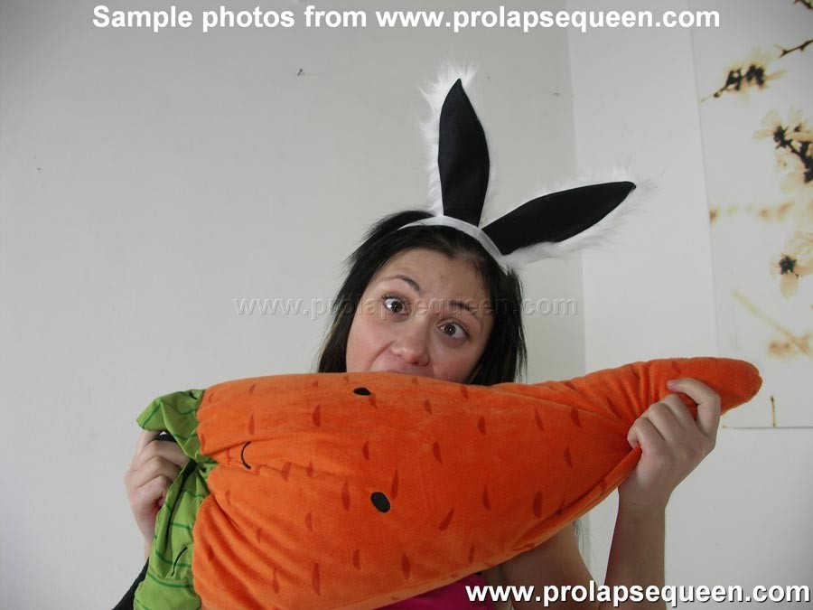 Prolapsequeen in a bunny costume fists her prolapsed anus