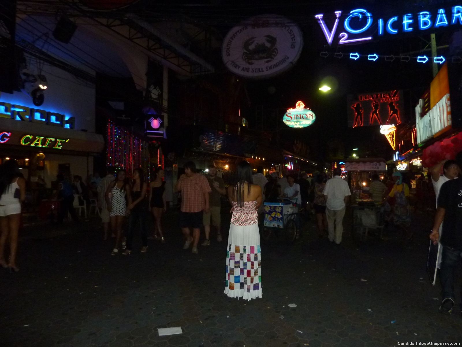 Hot naughty thailändischen Straße Huren bezahlt zu ficken Sex Touristen asiatischen Schlampen
 #67974132