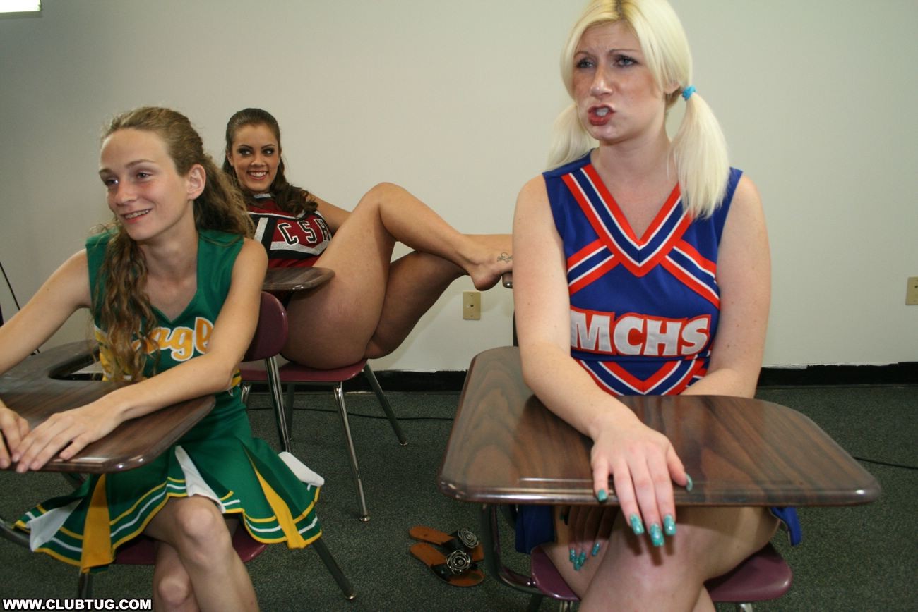 Bratty cheerleaders Barbi Katie and Hailey love a little competi #70262011