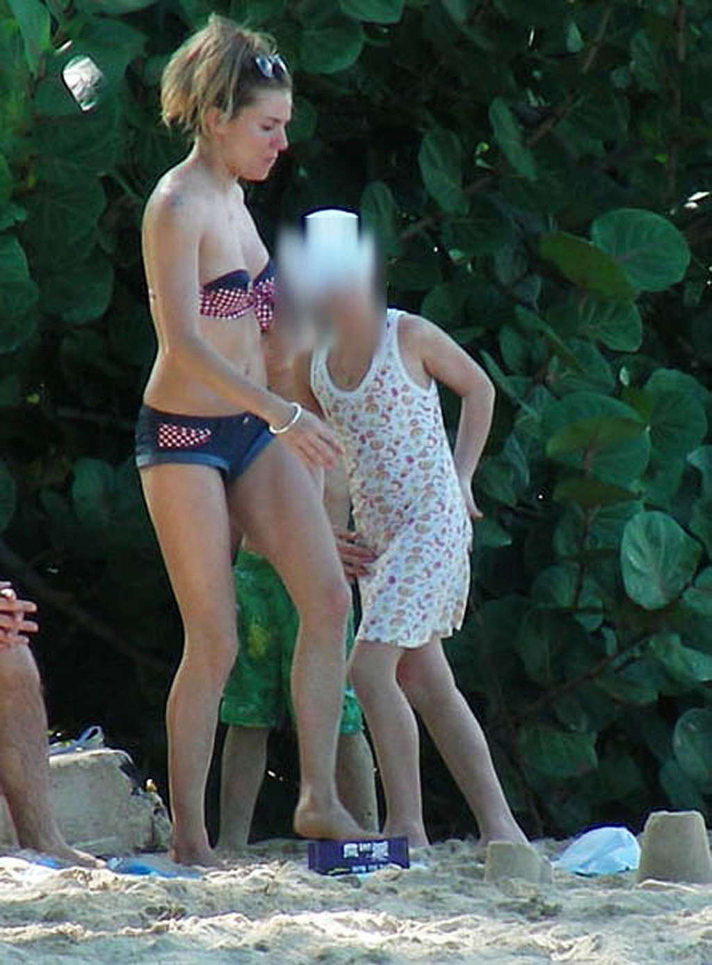 Sienna Miller showing hot body and sexy ass pose in bikini #75366588
