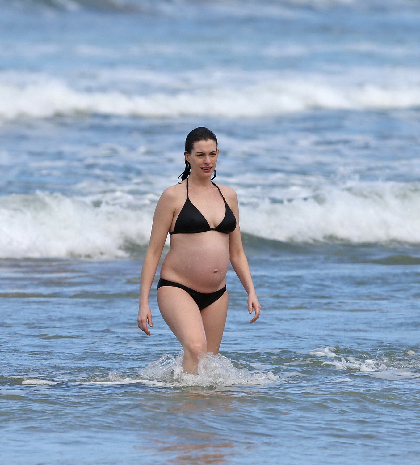 Anne Hathaway pregnant showing pokies in black bikini #75147795