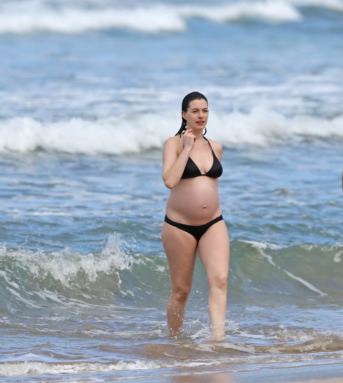 Anne Hathaway pregnant showing pokies in black bikini #75147806