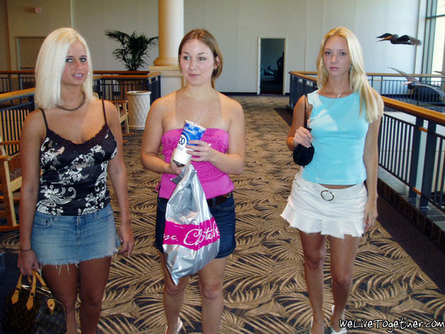 Blonde with huge tits shows babe how to use strapon #73920144