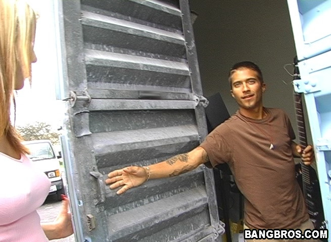 16 Bilder von einigen deepthroating Güte
 #74160544