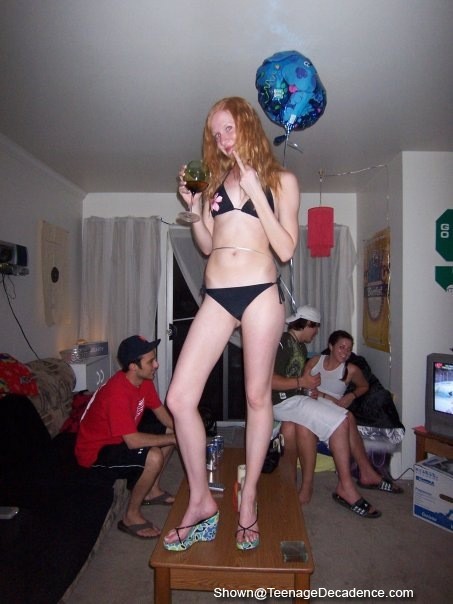 赤毛のパーティーティーン
 #78320648