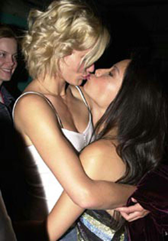 Lucy Liu exposed perky tits and nasty lesbian kiss #75397498