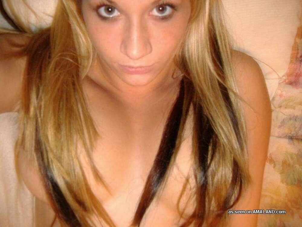 Emo and goth gfs posing and selfshot pics 3 #67715606