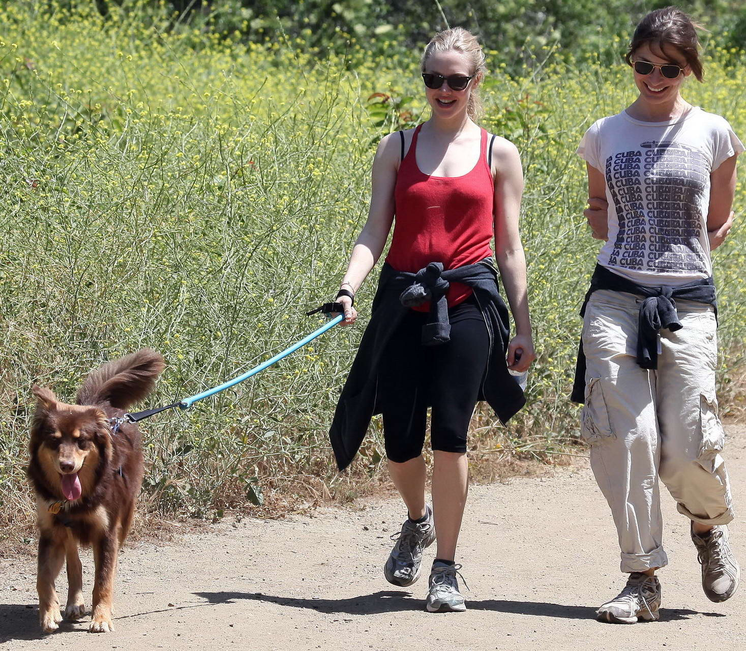 Amanda Seyfried in red tanktop  tights hiking in Griffith Park with her doggy an #75348133