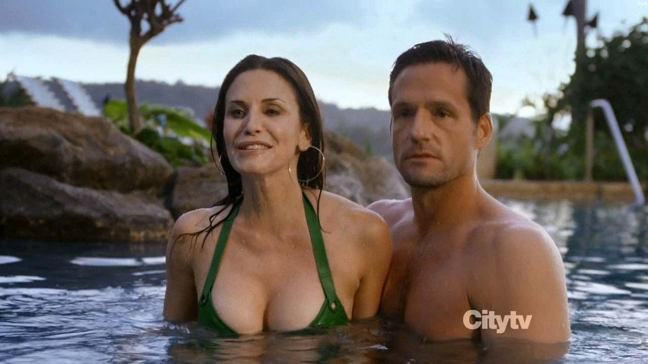 Courteney Cox looking sexy in various bikini and nipple slip on beach paparazzi  #75302956
