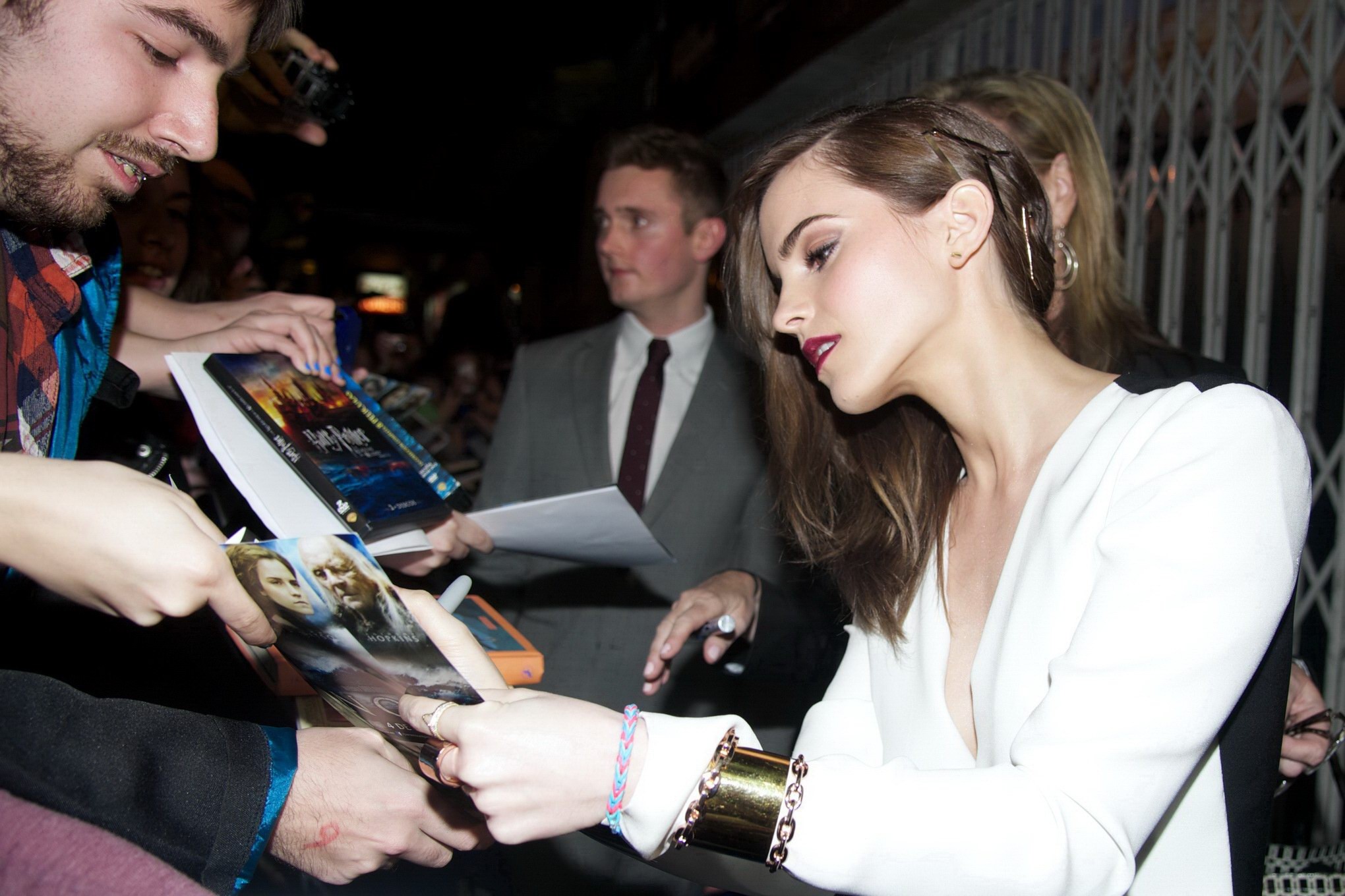 Emma Watson showing cleavage at the 'Noah' Premiere in Madrid #75201862