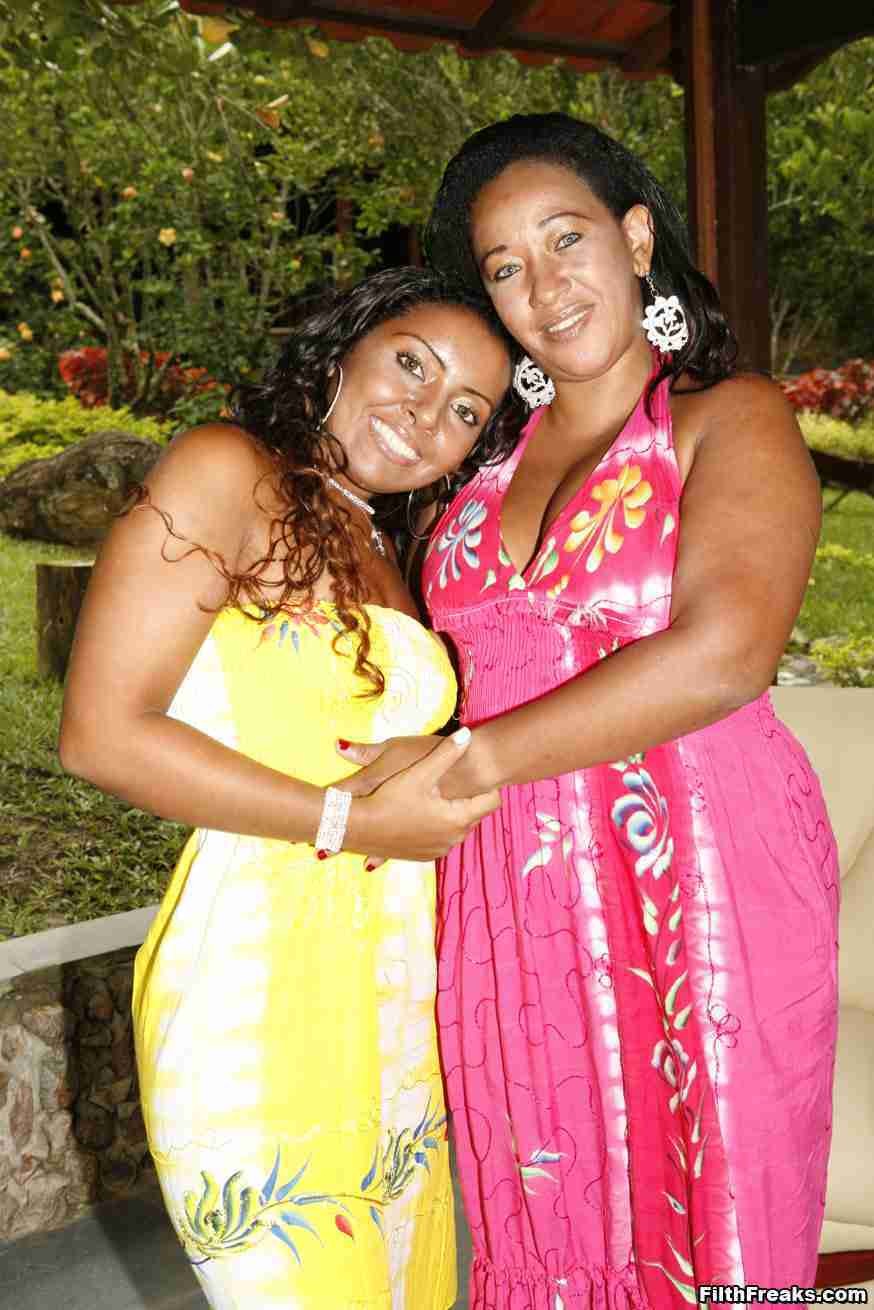 Black big booty mom and daughter share a cock Porn Pictures, XXX Photos,  Sex Images #3114837 - PICTOA