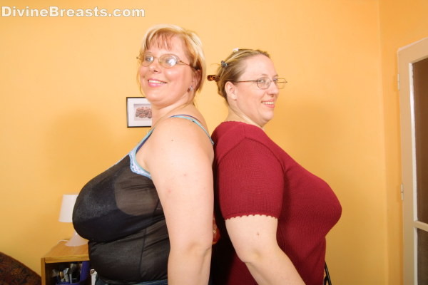 Two mature BBW amateurs showing off their large boobs #67371229