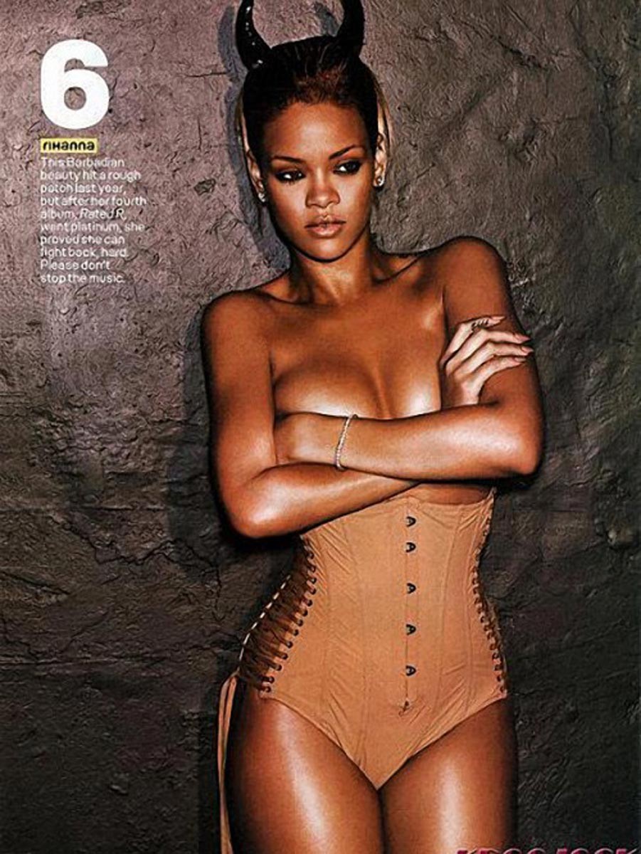 Rihanna guardando sexy e caldo in gq magazine
 #75248527
