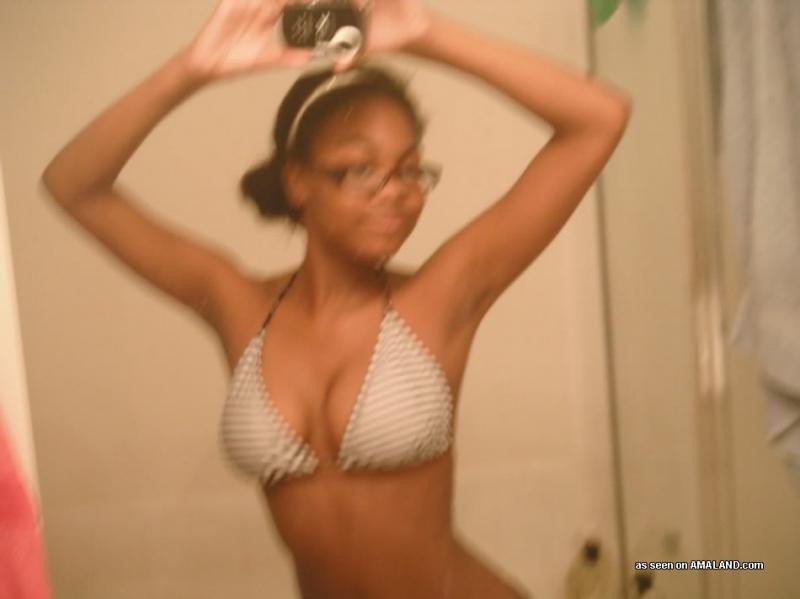 Black girlfriend with fine tits selfshooting for her pal