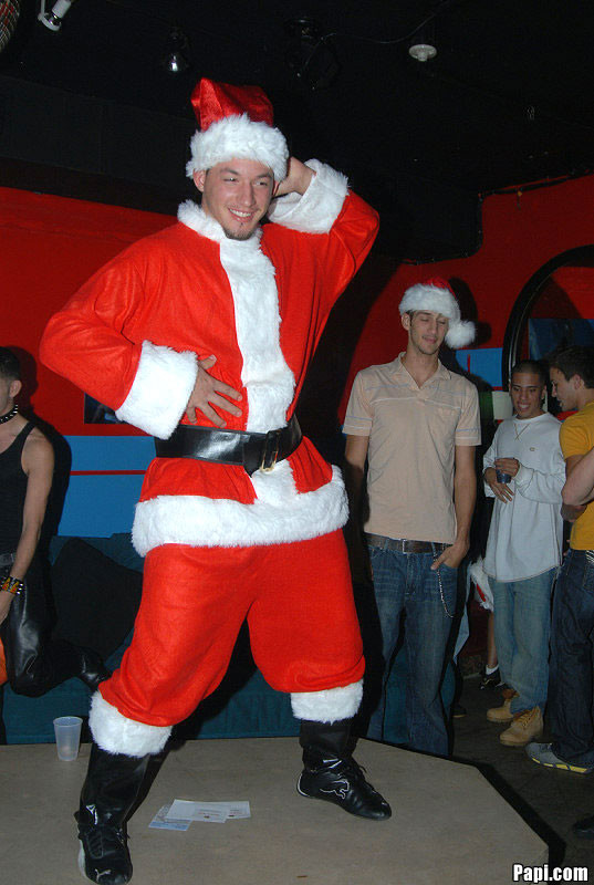This hot papi xmass party is off the chain #76905976