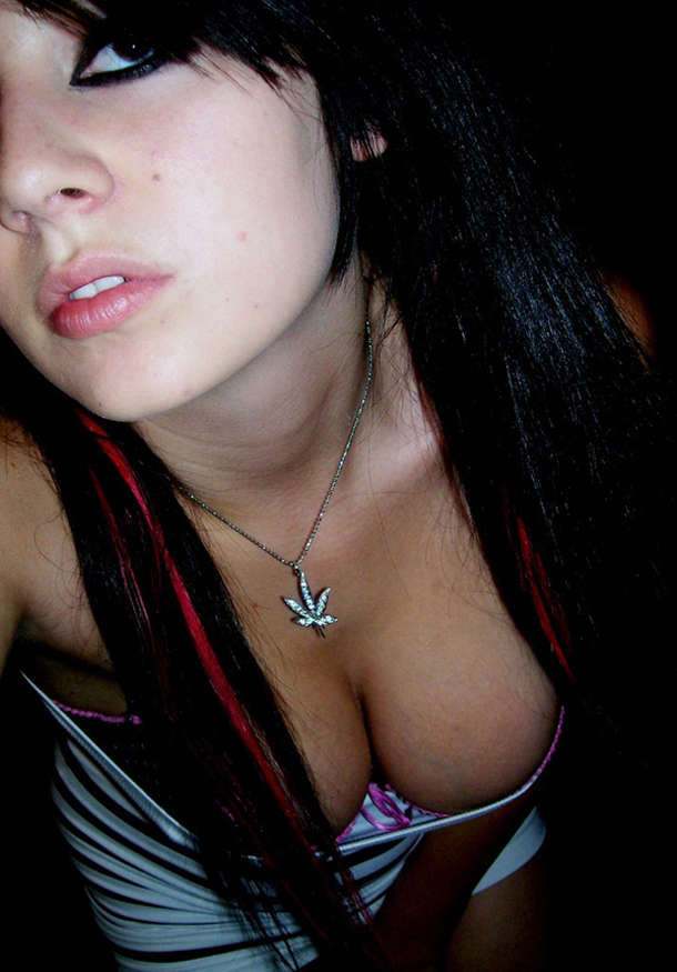 Nice and sexy collection of selfpics of hot emo Darla #75709154