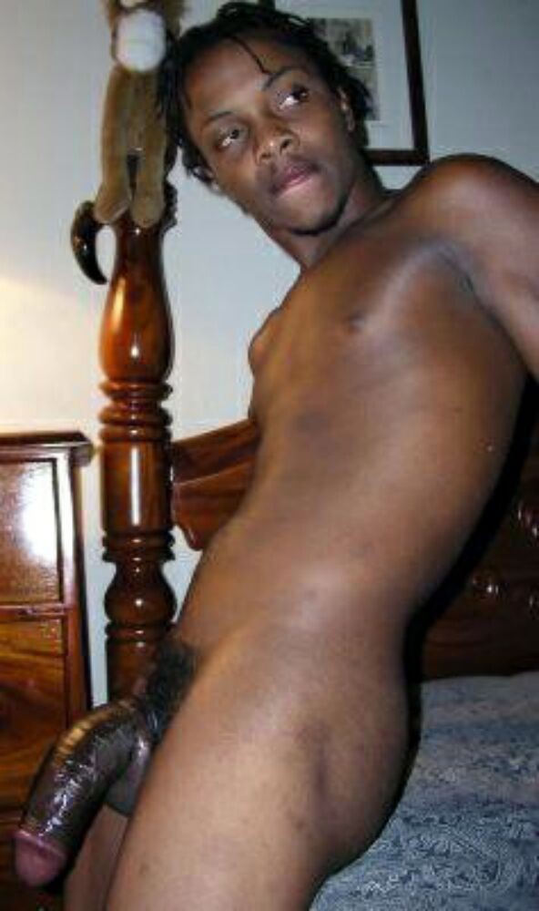 Galería de fotos de tíos negros hambrientos posando y follando 4
 #76932836