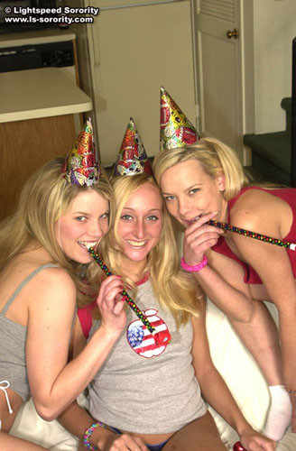 Kinky coed fiesta de cumpleaños
 #78284977