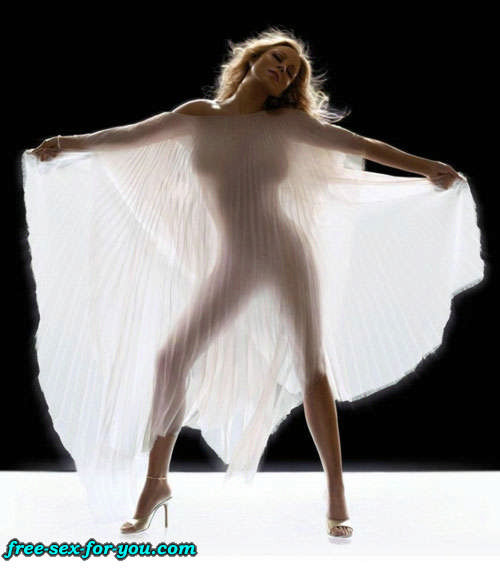 Mariah Carey showing her nice tits in see thru to paparazzi #75420463