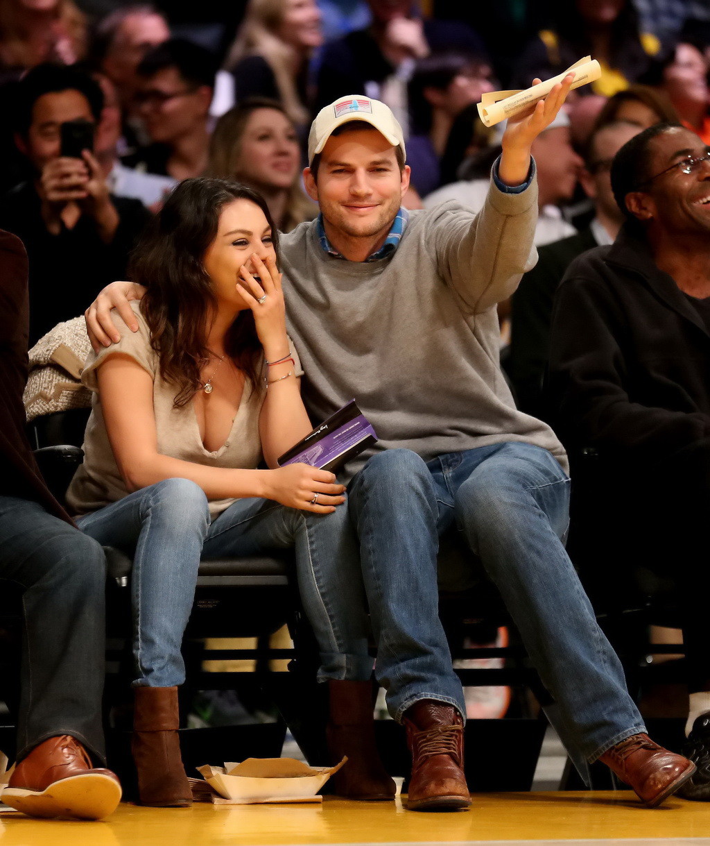 Mila Kunis busty showing huge cleavage at the LA Lakers game #75177789