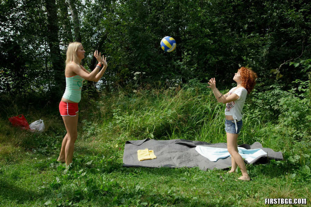 Funny Redhead Kitty And Her Blond Girlfriend Share A Guy Outdoors #68775504