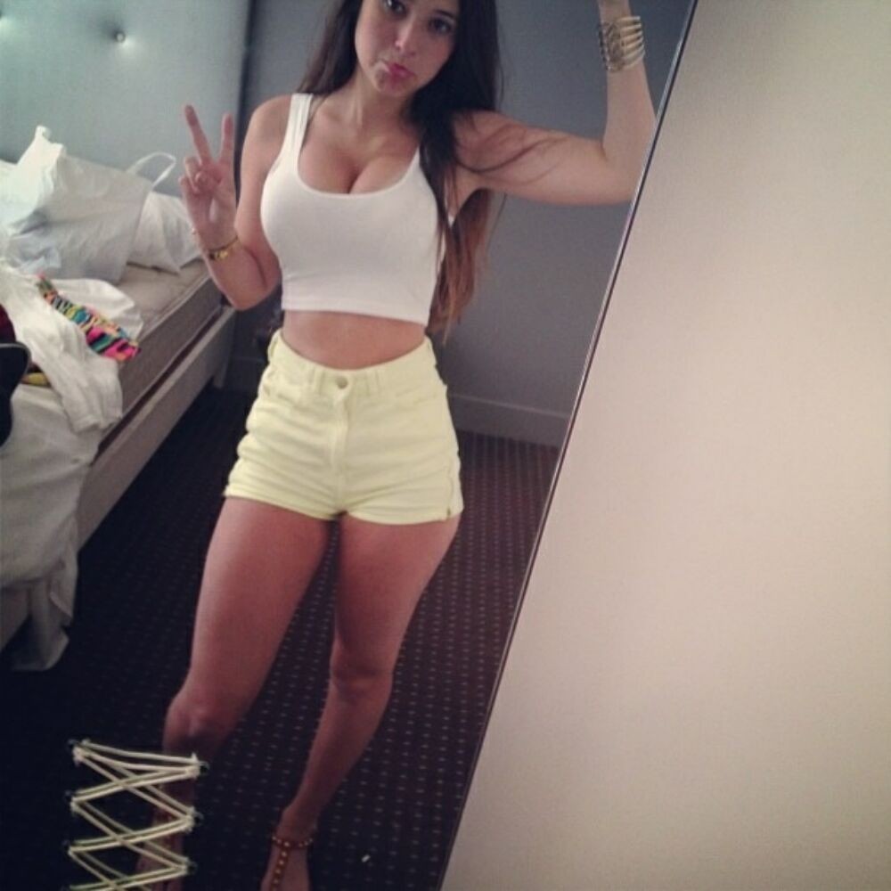 Big tit gfs exposing thier busty bodies gallery  9 #67749820