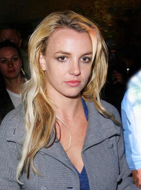 Britney spears : un cul fantastique dans un bikini moulant
 #75390483