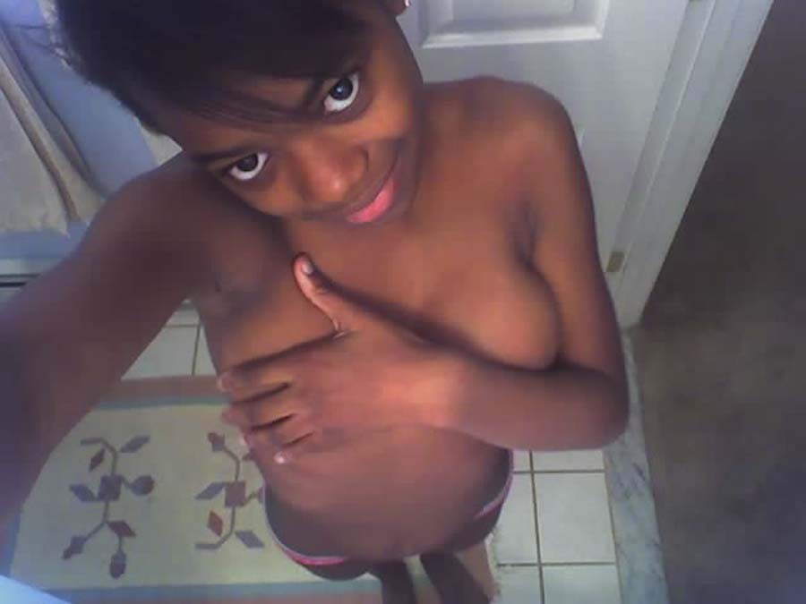 Photo compilation of a naked ebony GF exposing her cunt #68237357