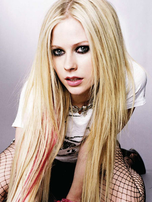 Celebrity Avril Lavigne in great sexy fishnet lingerie #75414222