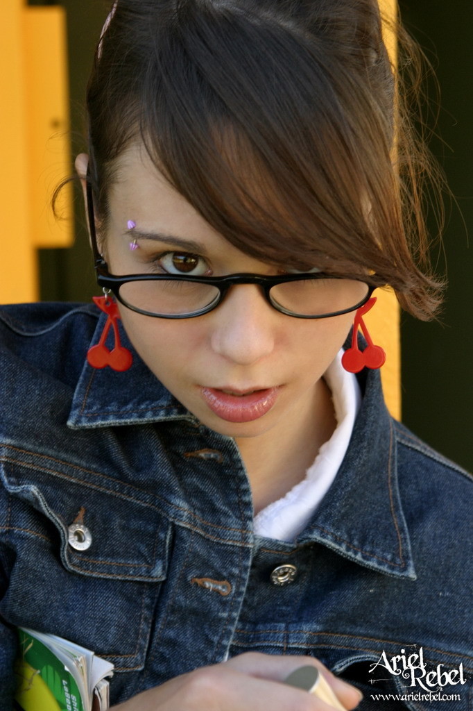 Ariel rebel lehrt uns ihre Muschi
 #67666337