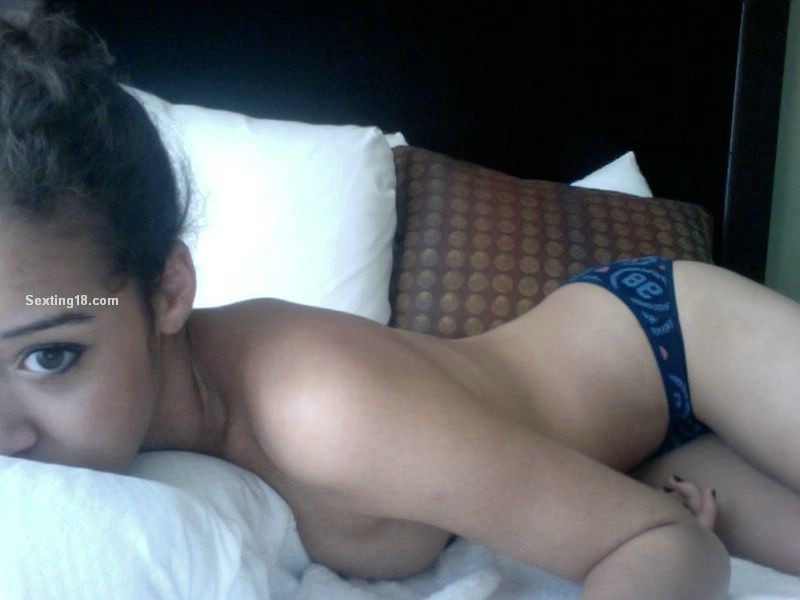 Fotos de jóvenes autofotos
 #67441383