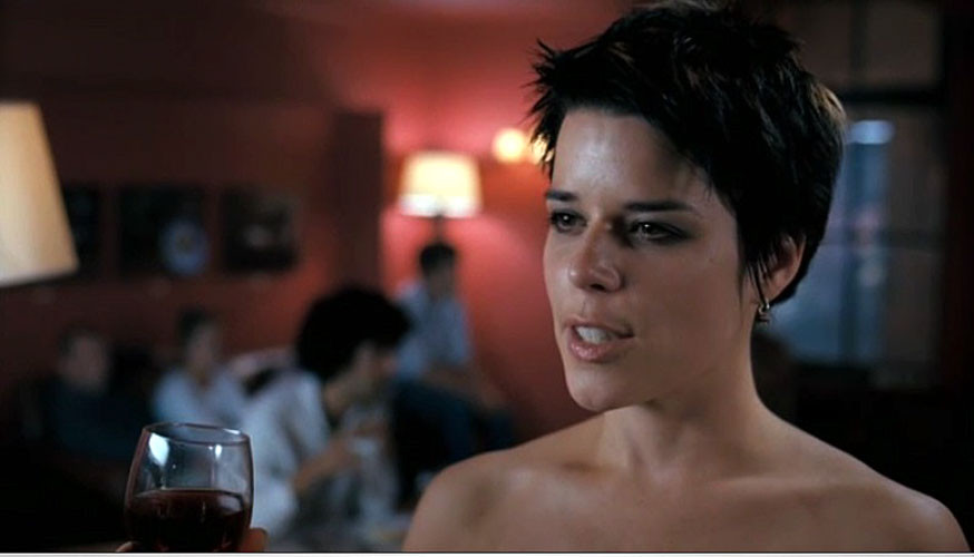 Neve campbell mostrando sus lindas tetas grandes en tapas de películas desnudas
 #75398169