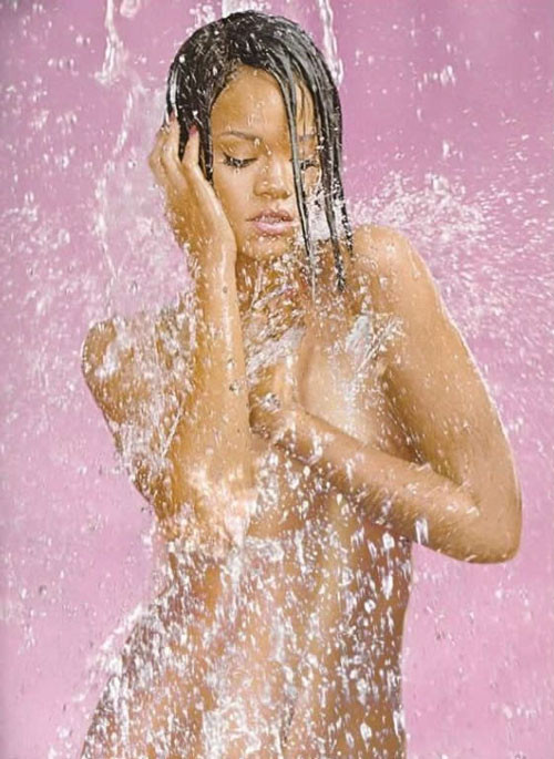 Rihanna mostrando sus bonitas tetas en vestido transparente paparazzi pics
 #75415983