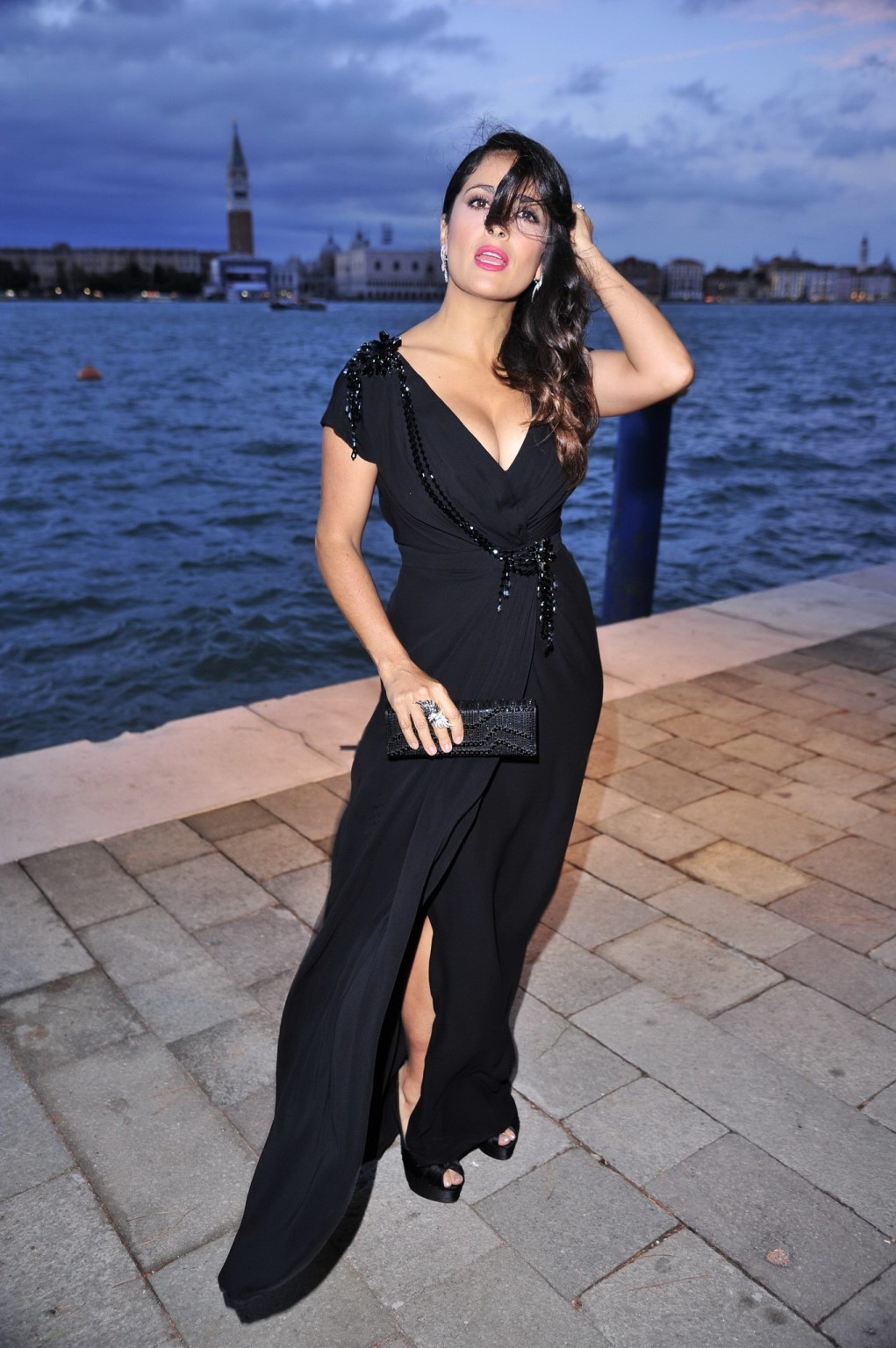 Salma Hayek showing huge cleavage at Gucci Award for Women in Cinema in Venice #75253764