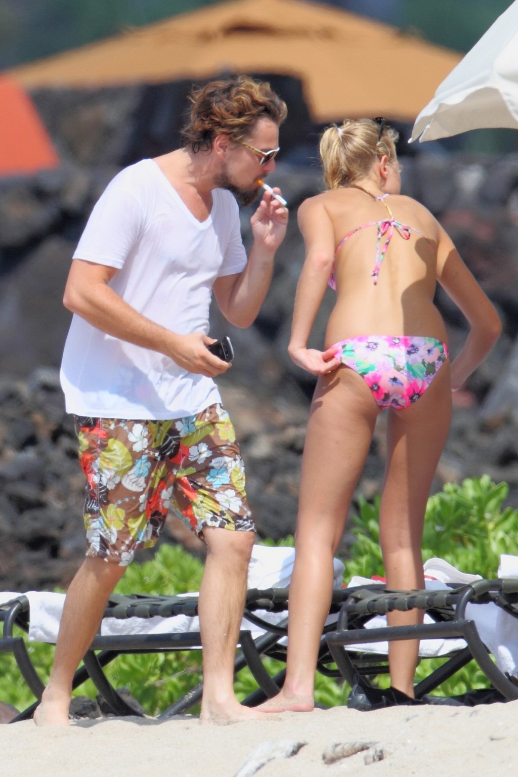 Erin heatherton mostrando su cuerpo en bikini en una playa de hawaii
 #75257625