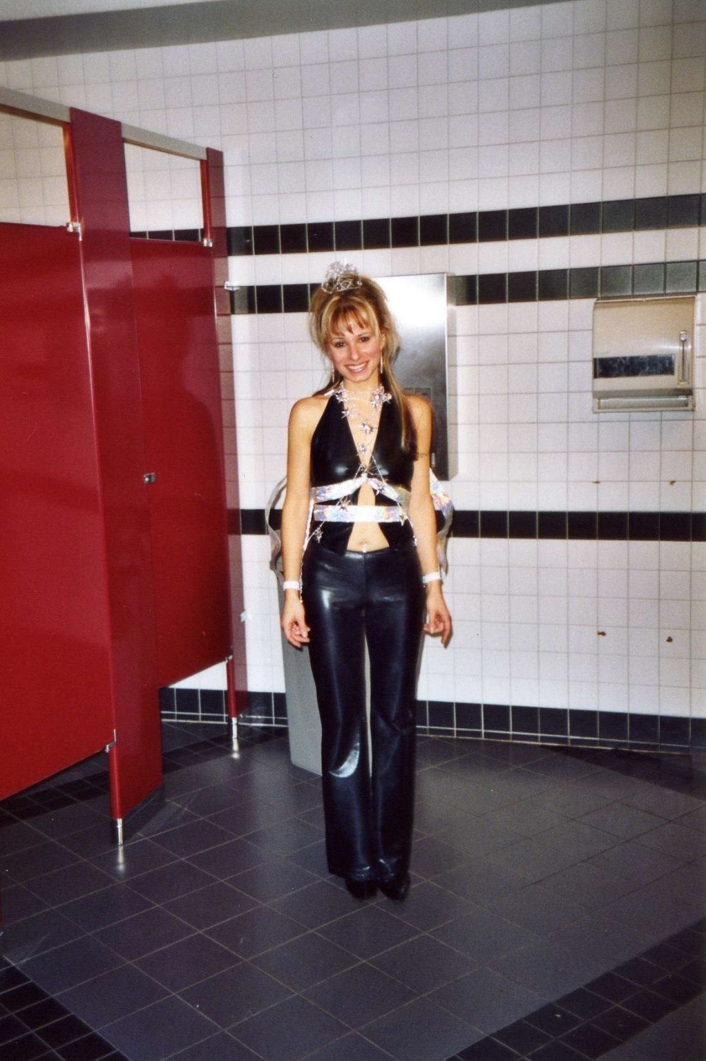 Raunchy rubia milf
 #68286130