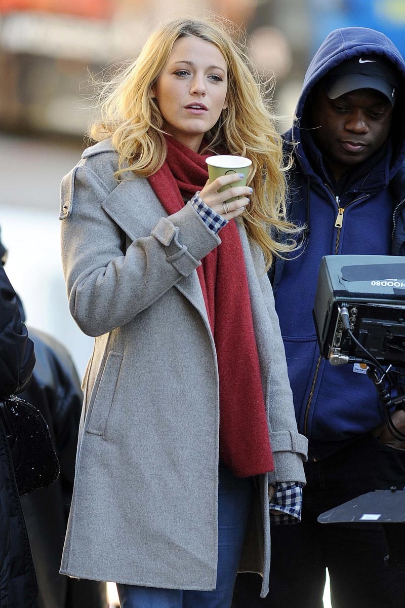 Blake Lively on the set of gossip girl #75250808