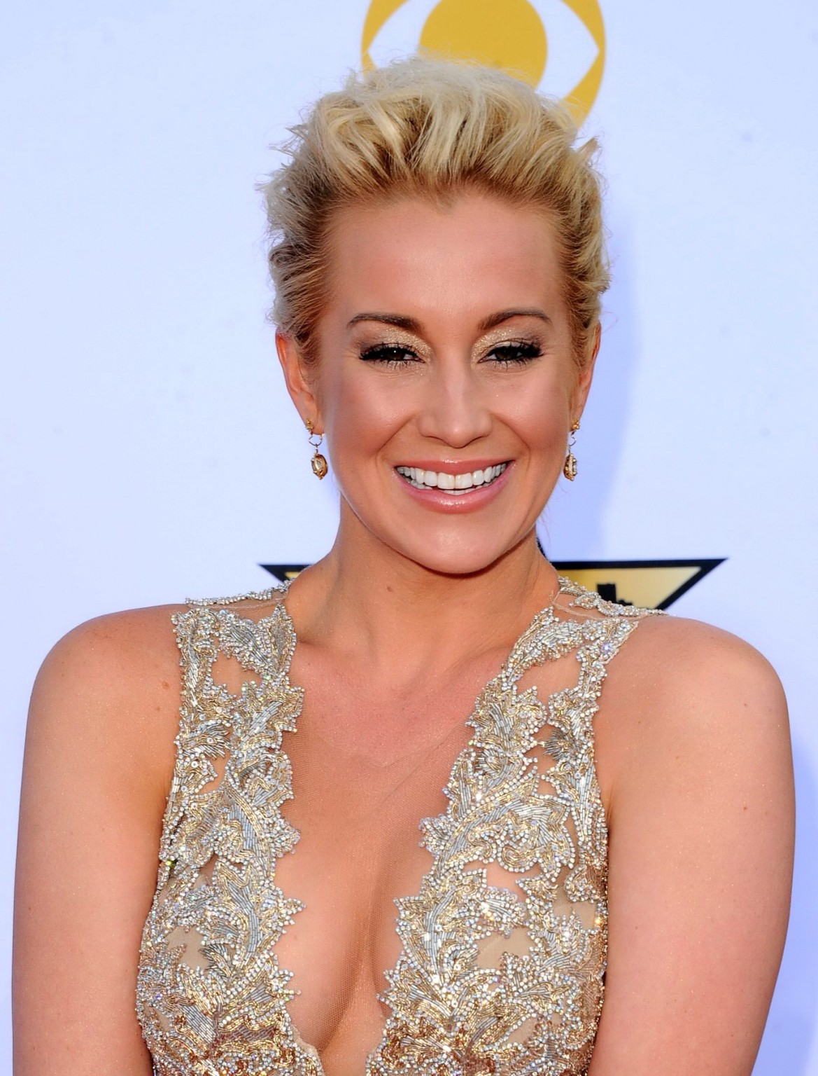 Kellie pickler mostrando enorme escote en los 50 premios de la academia de música country
 #75166740