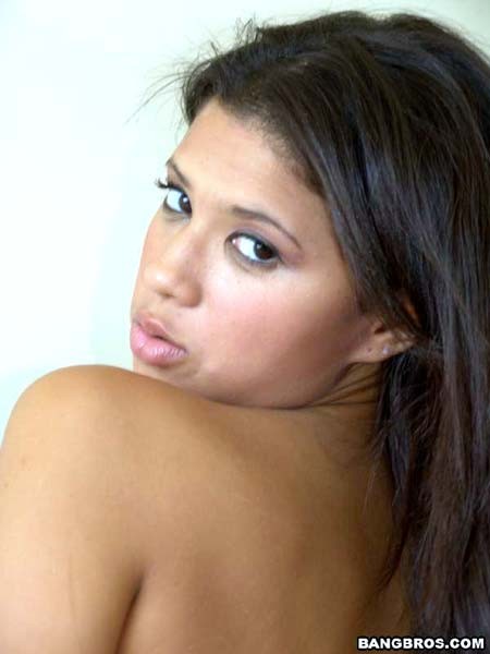 WOW! 3 pairs of juicy ass cheeks jiggling and begging to be played with.. it was #68807758