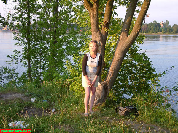 Spy camera filmed peeing amateur blonde at the nature #78616832