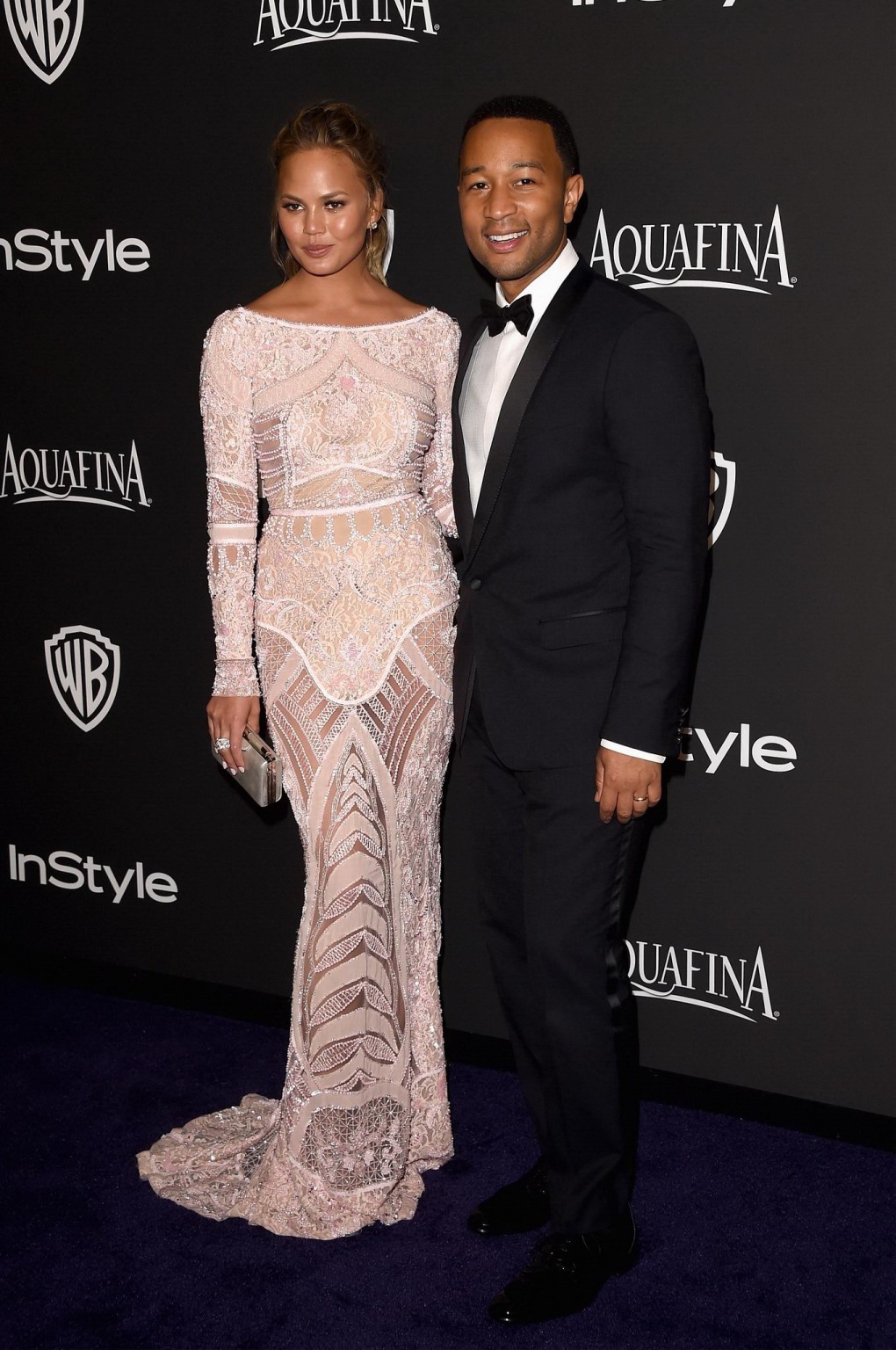 Chrissy Teigen zeigt ihre großen Brüste in einem durchsichtigen Kleid auf der Instyl
 #75175715