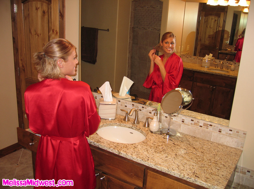 Melissa Midwest getting ready for a night on the town #67100300