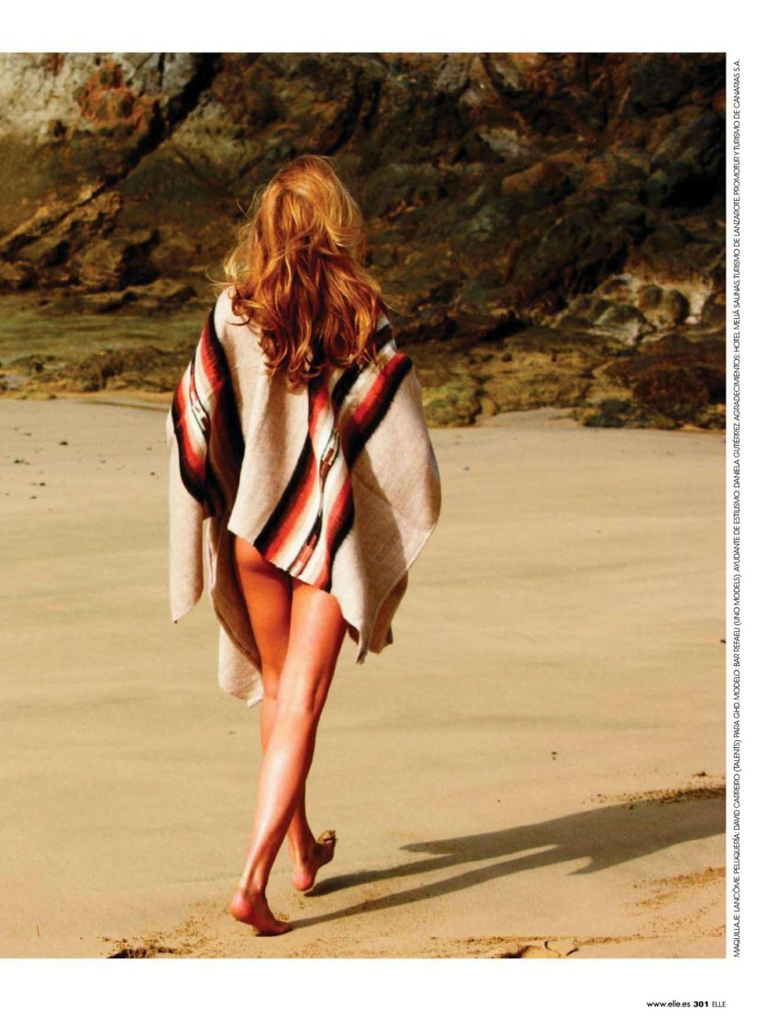 Bar Refaeli montre ses fesses mais cache ses seins dans le numéro de mai 2012 de Elle Espagne.
 #75265520