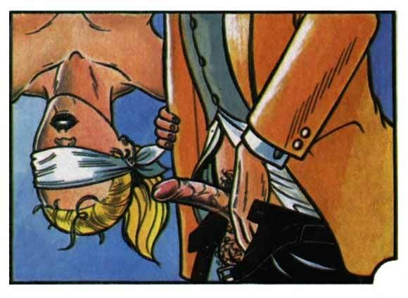 Rubia suspendida y con los labios sujetos eléctricamente
 #72220403