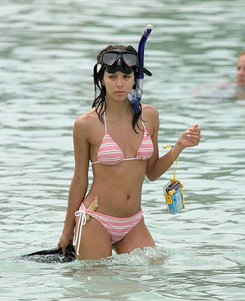 Eva Longoria in bikini on beach paparazzi pics #75439210