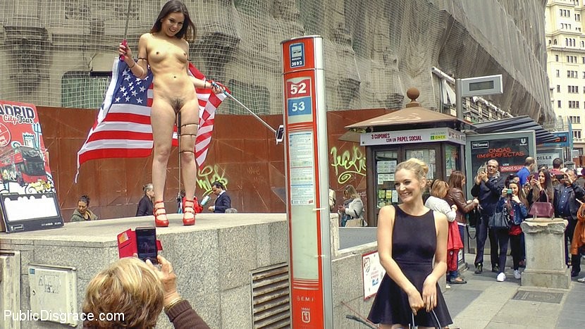 Juliette March american tourist humiliates herself nude in publi #71938724